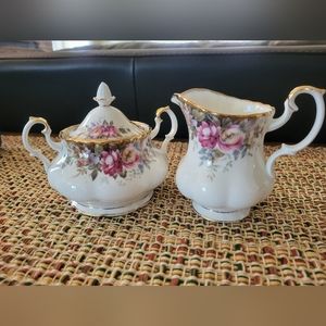 ROYAL Albert Cream & Sugar.  Autumn Rose Pattern.